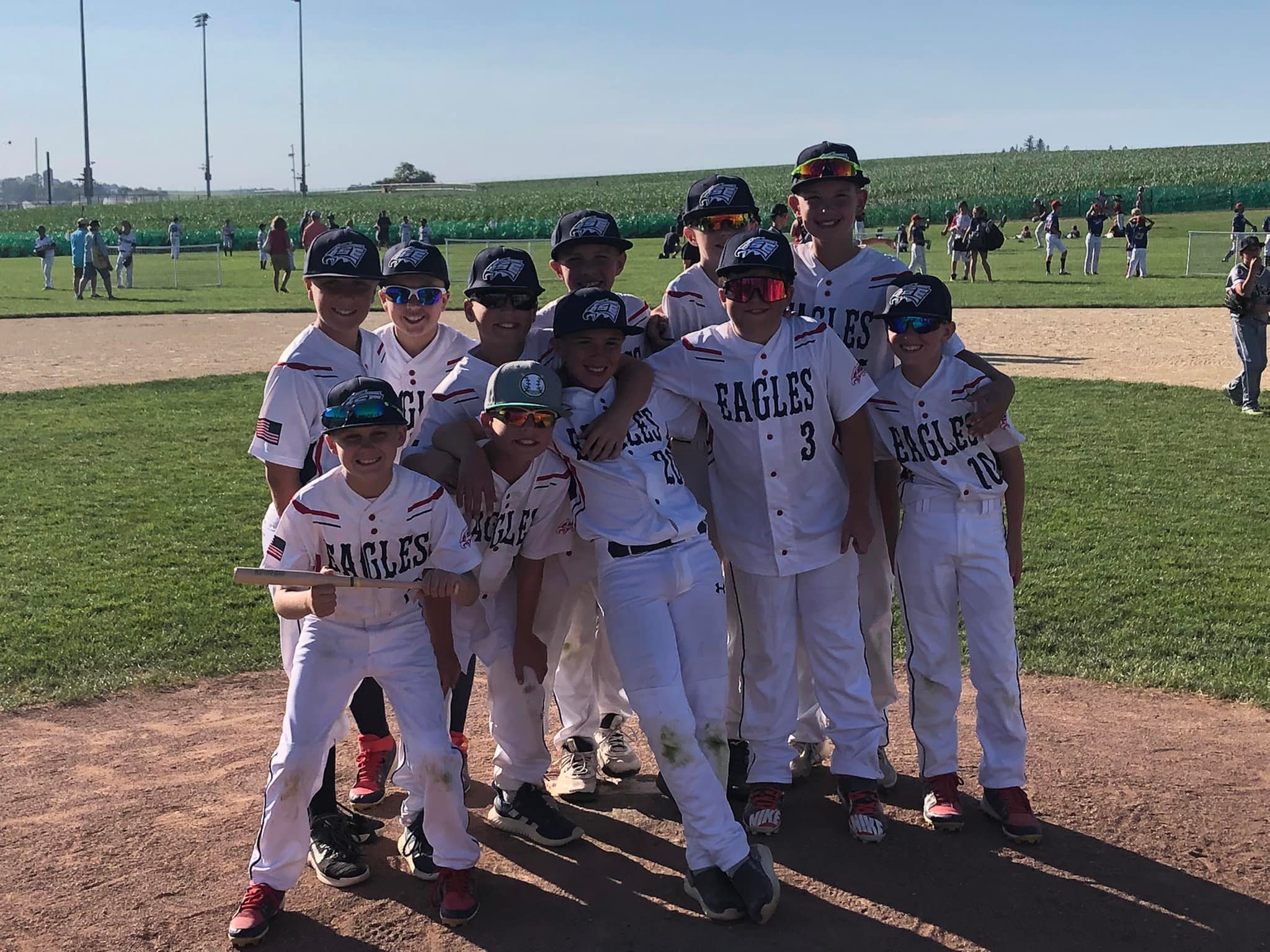 Screaming Eagles Baseball action photo 2