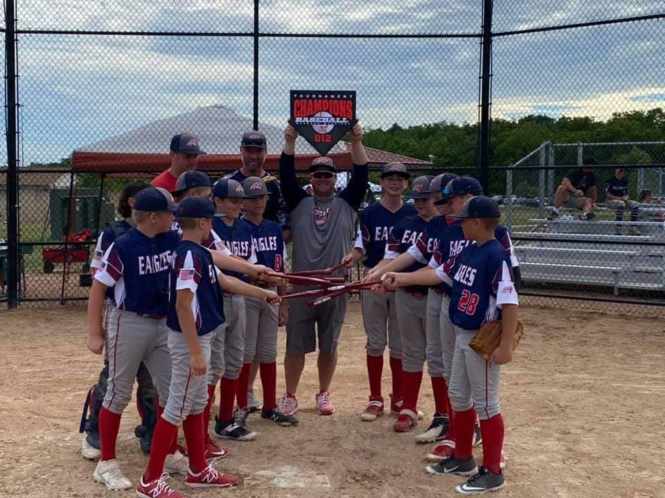 Screaming Eagles Baseball action photo 3